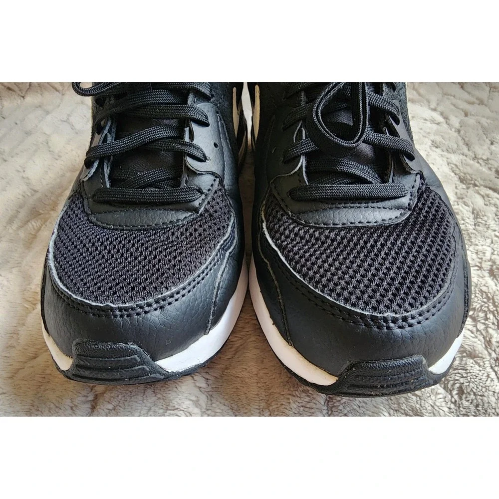 Nike Air Max Excee Black White Athletic Sneakers Womens 7 CD5432-003